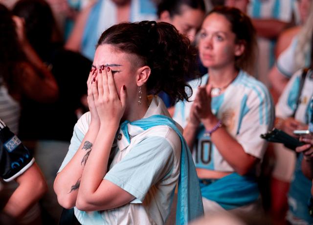 Argentina's supporters react after Spain's victory in the 2026 World Cup final match between Spain and Argentina in Palma, on the Balearic island of Mallorca, Argentinian coach Scaloni’s residence island,  on July 19, 2026. (Photo by JAIME REINA / AFP)