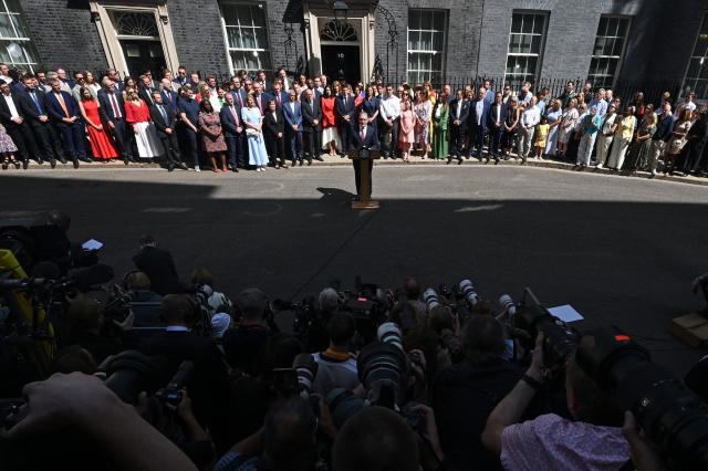 Britain's outgoing prime minister Keir Starmer makes a statement in front of 10 Downing Street in central London on July 20, 2026, before formally tendering his resignation to the king. (Photo by JUSTIN TALLIS / AFP)