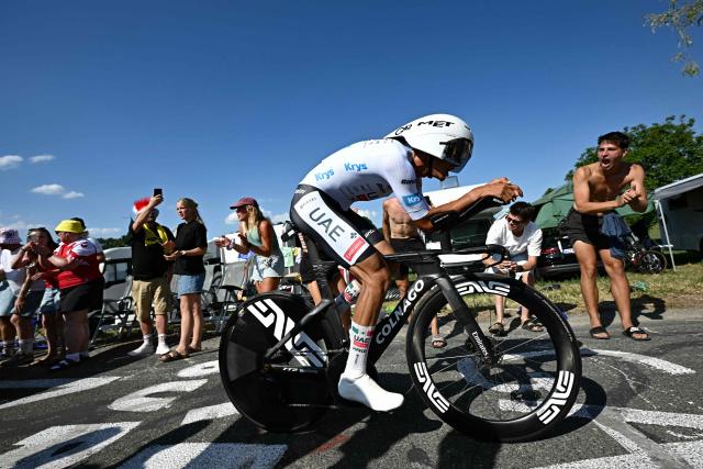 UAE Team Emirates - XRG's Mexican rider Isaac Del Toro wearing the best young rider's white jersey  cycles during the 16th stage of the 113th edition of the Tour de France cycling race, 26,1 km time trial between Évian-les-Bains and Thonon-les-Bains in the French Alps, on July 21, 2026. (Photo by Loic VENANCE / AFP)