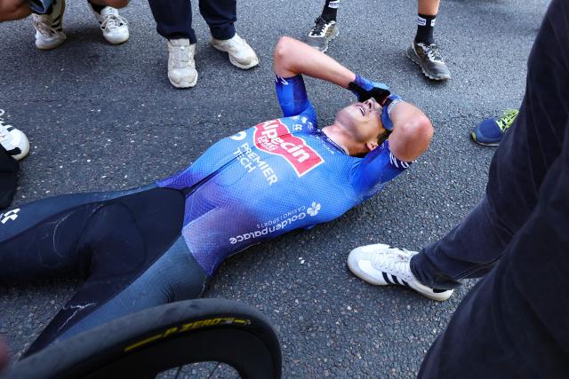 Alpecin - Premier Tech team's Belgian rider Jasper Philipsen celebrates after winning the 17th stage of the 113th edition of the Tour de France cycling race, 174,7 km between Chambéry and Voiron in the French Alps, on July 22, 2026. (Photo by Gonzalo Fuentes / POOL / AFP)