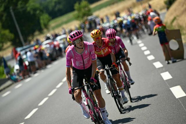 EF Education - EasyPost team's French rider Alex Baudin cycles at the front of the pack of riders (peloton) during the 19th stage of the 113th edition of the Tour de France cycling race, 127,9 km between Gap and Alpe d'Huez in the French Alps, on July 24, 2026. (Photo by Loic VENANCE / AFP)