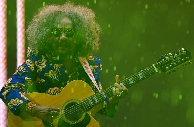 Brazilian singer Chico Cesar performs during the Rio 2026 Winter Festival at Marina da Gloria in Rio de Janeiro, Brazil on July 24, 2026. (Photo by Pablo PORCIUNCULA / AFP)