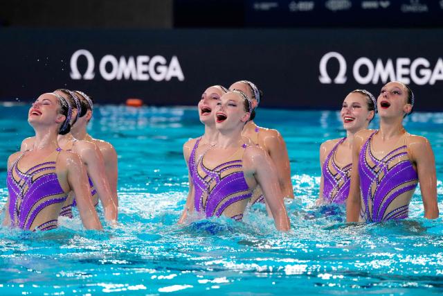 Team Ukraine competes in the team free artistic swimming final event during the LEN European Aquatics Championships, at the Olympic Aquatics Centre in Saint-Denis, northeastern suburbs of Paris, on August 3, 2026. (Photo by Dimitar DILKOFF / AFP)