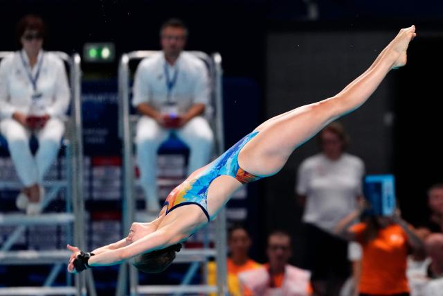 Netherlands' diver Else Guurtje Praasterink competes in the women’s 10m platform final diving event during the LEN European Aquatics Championships, at the Olympic Aquatics Centre in Saint-Denis, northeastern suburbs of Paris, on August 3, 2026. (Photo by Dimitar DILKOFF / AFP)