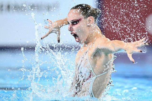 Neutral Athletes artistic swimmer Vasilina Khandoshka competes in the women’s solo technical artistic swimming final event during the LEN European Aquatics Championships, at the Olympic Aquatics Centre in Saint-Denis, northeastern suburbs of Paris, on August 4, 2026. (Photo by JULIEN DE ROSA / AFP)