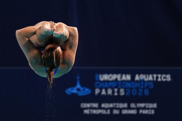 Italy's diver Chiara Pellacani competes in the women’s 3m springboard diving final event during the LEN European Aquatics Championships, at the Olympic Aquatics Centre in Saint-Denis, northeastern suburbs of Paris, on August 4, 2026. (Photo by Dimitar DILKOFF / AFP)