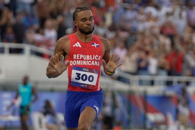 Dominican Republic's Gabriel Moronta competes in the men's 400m semifinal, heat 3, during the XXV Central American and Caribbean Games at the Felix Sanchez Olympic Stadium in Santo Domingo on August 3, 2026. (Photo by Francesco SPOTORNO / AFP)