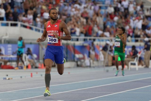 Dominican Republic's Gabriel Moronta competes in the men's 400m semifinal, heat 3, during the XXV Central American and Caribbean Games at the Felix Sanchez Olympic Stadium in Santo Domingo on August 3, 2026. (Photo by Francesco SPOTORNO / AFP)