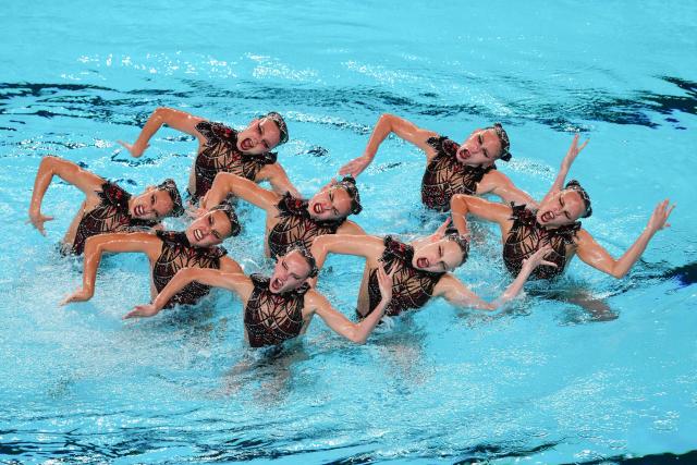 Neutral Athletes B's team Team competes in the acrobatics artistic swimming final event during the LEN European Aquatics Championships, at the Olympic Aquatics Centre in Saint-Denis, northeastern suburbs of Paris, on August 5, 2026. (Photo by Dimitar DILKOFF / AFP)