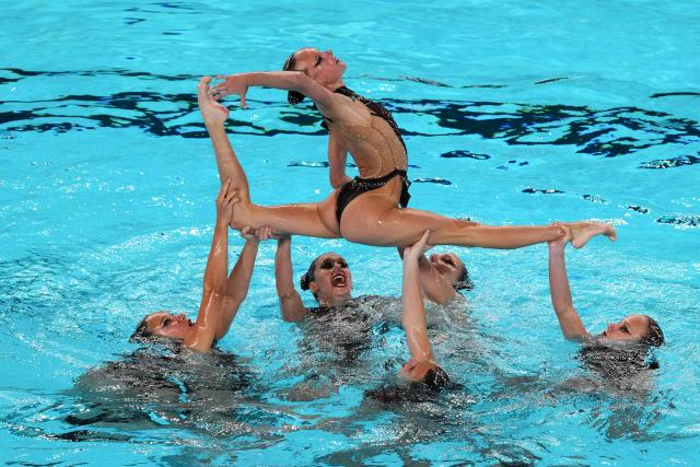 Neutral Athletes B's team Team competes in the acrobatics artistic swimming final event during the LEN European Aquatics Championships, at the Olympic Aquatics Centre in Saint-Denis, northeastern suburbs of Paris, on August 5, 2026. (Photo by Dimitar DILKOFF / AFP)
