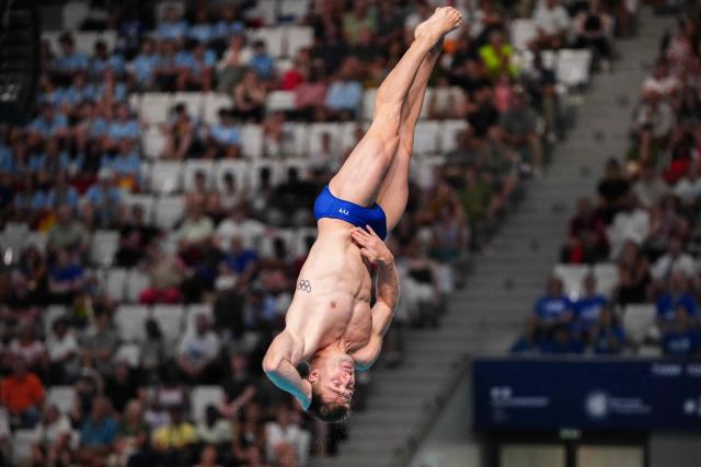 France's diver Alexis Jandard competes in the men's 3m Springboard Final during the LEN European Aquatics Championships, at the Olympic Aquatics Centre in Saint-Denis, northeastern suburbs of Paris, on August 5, 2026. (Photo by Dimitar DILKOFF / AFP)