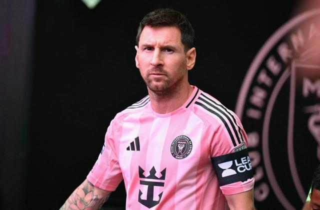 Inter Miami's Argentine forward #10 Lionel Messi steps on the pitch ahead of the Leagues Cup 2026 group-stage football match between Inter Miami CF and Atletico de San Luis at Nu Stadium in Miami, Florida, on August 5, 2026. (Photo by CHANDAN KHANNA / AFP)