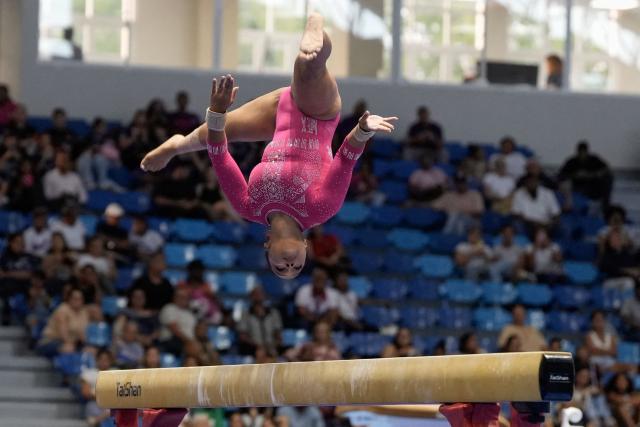 Mexico's Natalia Escalera competes in the women's balance beam final during the XXV Central American and Caribbean Games in Santo Domingo on August 6, 2026. (Photo by Francesco SPOTORNO / AFP)