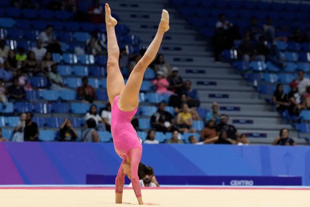 Mexico's Paulina Guerra competes in the women's floor exercise final during the XXV Central American and Caribbean Games in Santo Domingo on August 6, 2026. (Photo by Francesco SPOTORNO / AFP)