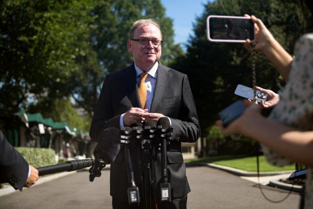 Director of the National Economic Council Kevin Hassett speaks to reporters outside the West Wing of the White House on August 7, 2026, in Washington, DC.  (Photo by Brendan Smialowski / AFP)
