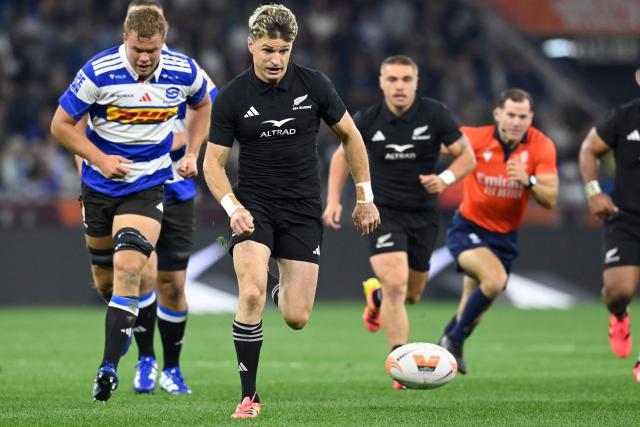 New Zealand's fly-half Beauden Barrett chases a loose ball during a rugby union tour match between the Stormers and New Zealand at the Cape Town Stadium in Cape Town on August 7, 2026. (Photo by Rodger Bosch / AFP)