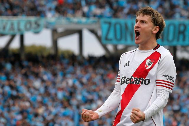(FILES) River Plate's forward #11 Facundo Colidio celebrates scoring the opening goal during the Argentine Professional Football League Apertura tournament final match between River Plate and Belgrano at Mario Alberto Kempes Stadium in Cordoba, Argentina on May 24, 2026. Argentine striker Facundo Colidio is set to play for Vasco da Gama in the Brazilian league, the Rio de Janeiro-based club announced on August 7, 2026. (Photo by DIEGO LIMA / AFP)