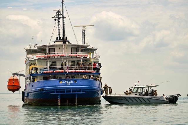 Soldiers from several countries take part in the multinational Panamax 2026 exercise at the Pacific entrance to the Panama Canal in Panama on August 7, 2026. The Panamax 2026 exercise brings together 1,700 military personnel from armed forces across the Americas, the Caribbean and Europe to strengthen regional cooperation and interoperability. (Photo by MARTIN BERNETTI / AFP)