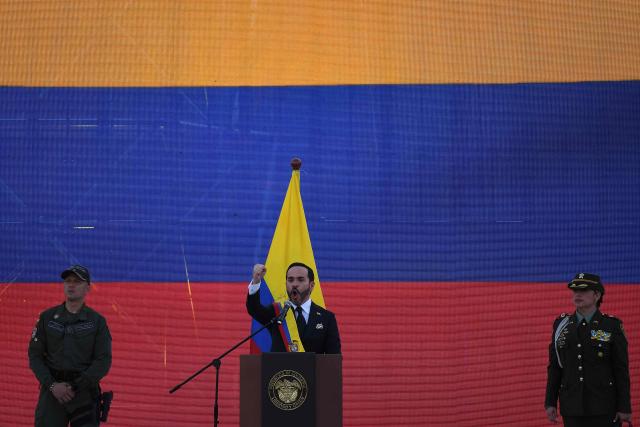Colombia's new President Abelardo de la Espriella (C) delivers a speech at the Pichincha Battalion after swearing in, in Cali, Colombia, on August 7, 2026. (Photo by Jaime SALDARRIAGA / AFP)