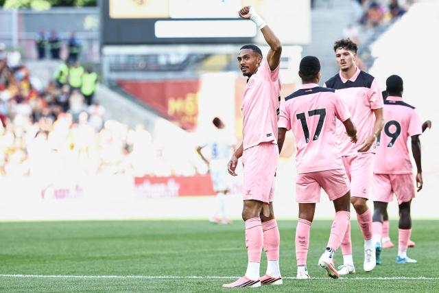 Sunderland's French striker #18 Wilson Isidor (C) celebrates scoring his team's second goal during the friendly football match between RC Lens and AFC Sunderland at the Bollaert-Delelis Stadium in Lens, northern France, on August 8, 2026. (Photo by Sameer Al-DOUMY / AFP)