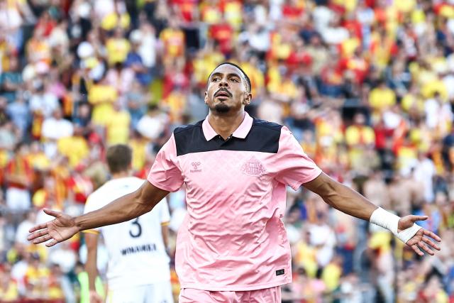 Sunderland's French striker #18 Wilson Isidor celebrates scoring his team's second goal during the friendly football match between RC Lens and AFC Sunderland at the Bollaert-Delelis Stadium in Lens, northern France, on August 8, 2026. (Photo by Sameer Al-DOUMY / AFP)