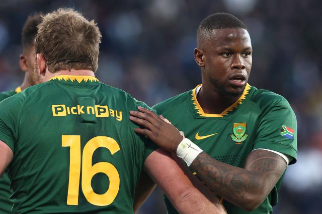 South Africa's wing Aphelele Fassi (R) celebrates with his teammate South Africa's Jan-Hendrick Wessels at the end of the Rugby Union one-off test match between Argentina and South Africa at the Jose Amalfitani stadium in Buenos Aires on August 8, 2026. (Photo by Alejandro PAGNI / AFP)