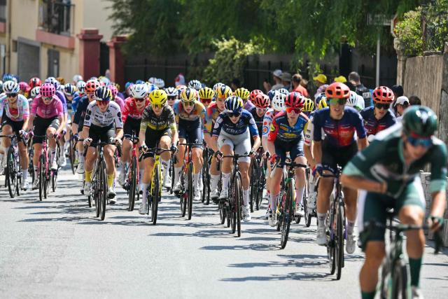 The pack rides during the 9th and final stage of the fifth edition of the Women's Tour de France cycling race, 99.2 km from Nice to Nice, southeastern France on August 9, 2026. (Photo by NICOLAS TUCAT / AFP)