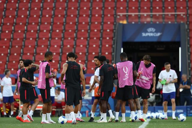 Paris Saint Germain  players take part in a training session on August 11, 2026, the eve of the UEFA Supercup football match between Champions League winners Paris Saint Germain (PSG) and Europa League winners Aston Villa in Salzburg, Austria. (Photo by FRANCK FIFE / AFP)
