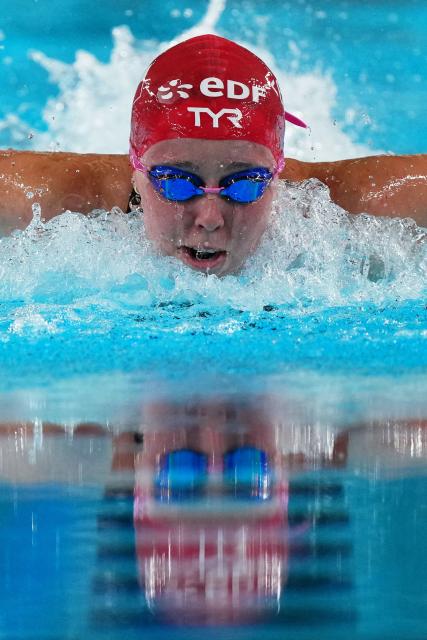 Poland's Justina Anna Kozan competes in  the final of the women's 400m individual medley swimming event during the LEN European Aquatics Championships at the Olympic Aquatic Centre in Saint-Denis, northern suburbs of Paris, on August 12, 2026. (Photo by Dimitar DILKOFF / AFP)