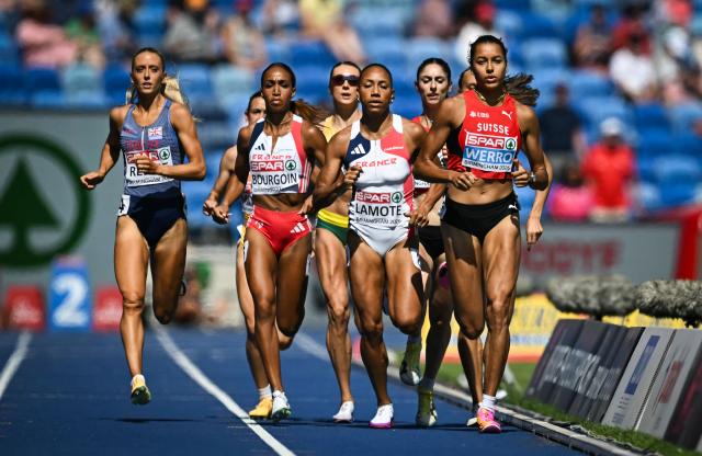 (From L) Britain's Jemma Reekie, France's Anais Bourgoin, France's Renelle Lamote and Switzerland's Audrey Werro compete in the women's 800m semi-final 1 during the European Athletics Championships at Alexander Stadium in Birmingham on August 13, 2026. (Photo by Paul ELLIS / AFP)