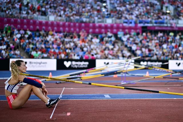 France's Margot Chevrier looks on prior to compete in the women's pole vault final during the European Athletics Championships at Alexander Stadium in Birmingham on August 13, 2026. (Photo by Ben STANSALL / AFP)