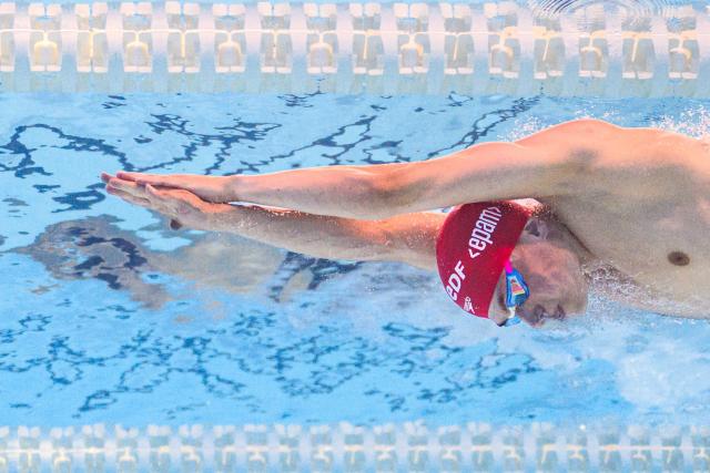 Britain's swimmer Filip Nowacki competes during the final of the men's 200m breaststroke swimming event during the LEN European Aquatics Championships at the Olympic Aquatic Centre in Saint-Denis, northern suburbs of Paris, on August 13, 2026. (Photo by Sébastien BOZON / AFP)