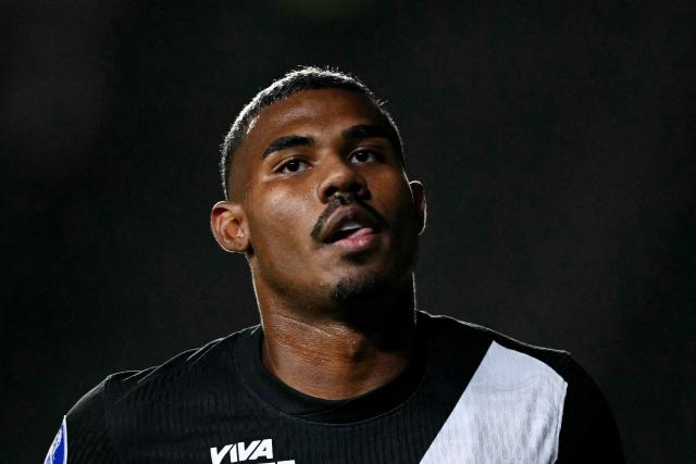 Vasco da Gama's midfielder #66 Cuiabano looks on during the first leg of the Copa Sudamericana round of 16 football match between Brazil's Vasco da Gama and Paraguay's Olimpia, at the Sao Januario stadium in Rio de Janeiro, Brazil, on August 13, 2026. (Photo by MAURO PIMENTEL / AFP)