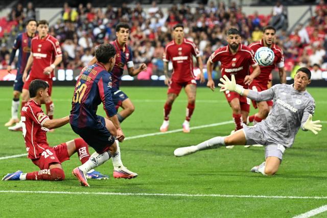 Atlante's Argentine midfielder #30 Martin Sarrafiore shoots during the Liga MX Apertura tournament football match between Atlante and Toluca at Banorte stadium in Mexico City on August 15, 2026. (Photo by CARL DE SOUZA / AFP)