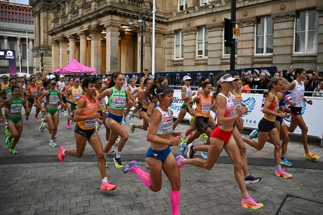 Athletes take the start in the women's marathon during the European Athletics Championships in Birmingham on August 16, 2026. (Photo by Paul ELLIS / AFP)
