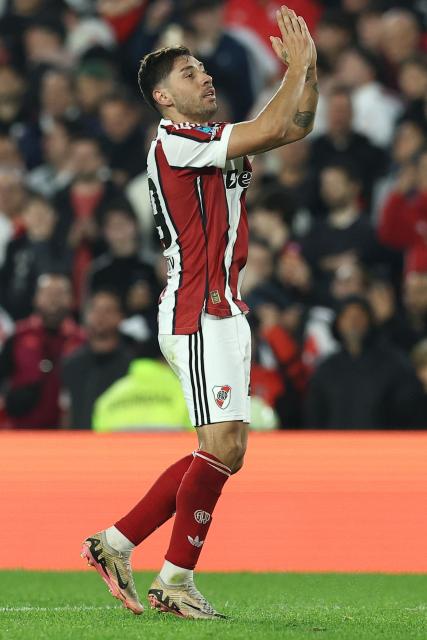 River Plate's defender #29 Gonzalo Montiel celebrates after scoring the opening goal during the Argentine Professional League 2026 Clausura football match between River Plate and Argentinos Juniors at MAS Monumental Stadium in Buenos Aires on August 16, 2026. (Photo by Alejandro PAGNI / AFP)