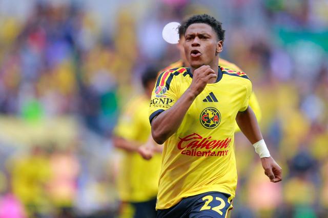 America's Colombian forward #22 Oscar Perea celebrates scoring his team's second goal during the Liga MX Apertura tournament football match between America and San Luis at the Banorte stadium in Mexico City, on August 16, 2026. (Photo by AFP)