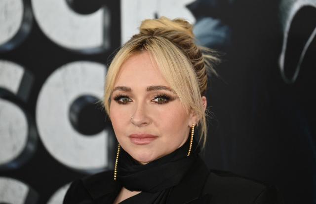 (FILES) US actress Hayden Panettiere arrives for the world premiere of "Scream VI" at AMC Lincoln Square in New York City on March 6, 2023. Panettiere, an actress known for her roles in popular TV series "Heroes" and "Nashville," has died aged 36, according to media reports on August 16, 2026. Her father confirmed the actress' death in a statement to ABC News. (Photo by ANGELA WEISS / AFP)