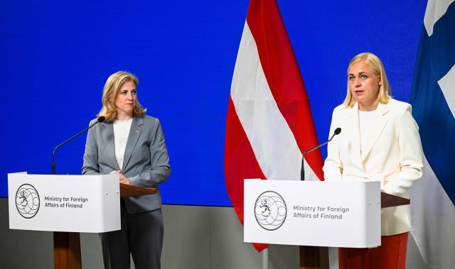 Finnish Foreign Minister Elina Valtonen (R) and Austria's Foreign Minister Beate Meinl-Reisinger address a joint press conference as they meet in Helsinki, Finland, on August 19, 2026. (Photo by Markku Ulander / Lehtikuva / AFP) / Finland OUT