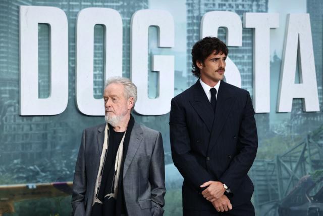 British director Ridley Scott (L) and US actor Jacob Elordi pose upon arrival on the red carpet for the world premiere of the film 'The Dog Stars', in central London on August 20, 2026. (Photo by Henry NICHOLLS / AFP)