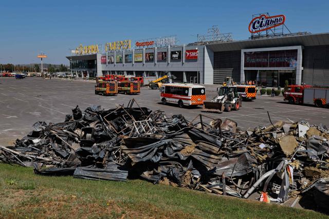 This photograph shows a view of a shopping mall damaged following a Russian strike in Kryvyi Rih, on August 22, 2026, amid the Russian invasion of Ukraine. Russian drones slammed into a busy shopping centre in eastern Ukraine on August 21, killing 16 people in an attack condemned as "cynical and despicable" by Ukraine's President Volodymyr Zelensky. (Photo by Yan Dobronosov / AFP)