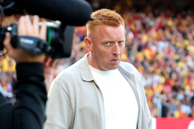 Auxerre' first coach William Still reacts during the French L1 football match between RC Lens and AJ Auxerre at the Stade Bollaert-Delelis in Lens, northern France on August 22, 2026. (Photo by Francois LO PRESTI / AFP)