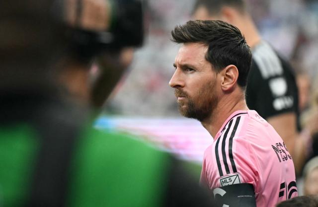 Inter Miami's Argentine forward #10 Lionel Messi steps on the pitch ahead of the Major League Soccer (MLS) regular season football match between Inter Miami CF and Toronto FC at Nu Stadium in Miami, Florida, on August 22, 2026. (Photo by CHANDAN KHANNA / AFP)