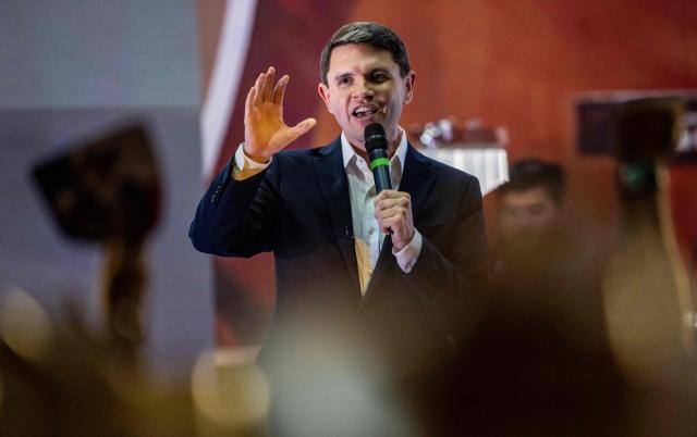 Democratic candidate for US Senate James Talarico speaks during a campaign rally as part of his “New American Dream Tour” in Beeville, Texas, on August 22, 2026. (Photo by RONALDO SCHEMIDT / AFP)