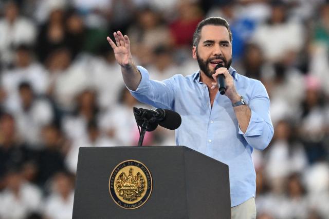 El Salvador's President Nayib Bukele speaks during a meeting with more than 30,000 students at the Jorge “El Mбgico” Gonzбlez Stadium in San Salvador on August 23, 2026. (Photo by MARVIN RECINOS / AFP)