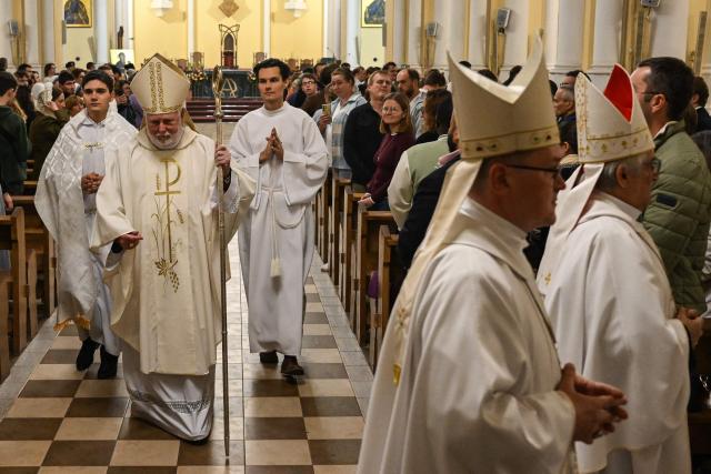 Archbishop Paul Richard Gallagher, Vatican envoy and Secretary for Relations with States and International Organisations of the Holy See, leads a mass at the Cathedral of the Immaculate Conception of the Holy Virgin Mary in Moscow on August 27, 2026. (Photo by Igor IVANKO / AFP)
