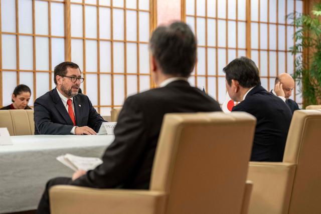 Chile's Foreign Minister Francisco Perez Mackenna (L) speaks during a meeting with Japan's Foreign Minister Toshimitsu Motegi (R) at the Ministry of Foreign Affairs in Tokyo on August 28, 2026. (Photo by Yuichi YAMAZAKI / AFP)