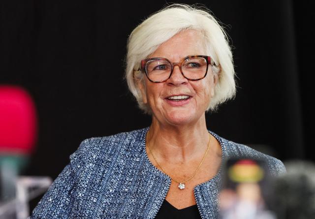 France's former Minister of the Armed Forces Catherine Vautrin delivers a speech on satge for the inauguration of the agricultural fair in Chalons-en-Champagne, northeastern France on August 28, 2026 during the visit of President of French right-wing party Les Republicains (LR) and candidate for 2027 France's Presidential election Bruno Retailleau. More punchy punchlines, more explicit proposals and more ground work: LR presidential candidate Bruno Retailleau is pulling out all the stops this political return in an attempt to take off in the polls and silence internal divisions. (Photo by Francois LO PRESTI / AFP)