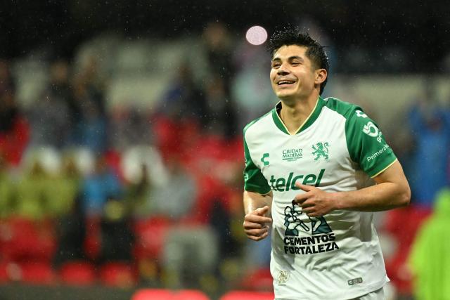 Leon's forward #19 Jose Alvarado celebrates scoring his team's first goal during the Liga MX Apertura tournament football match between Atlante and Leon at the Ciudad de los Deportes stadium in Mexico City, on August 28, 2026. (Photo by YURI CORTEZ / AFP)