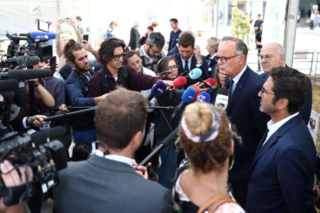 Candidate for France’s 2027 presidential election for the right-wing Horizons party and Mayor of Le Havre Edouard Philippe speaks to press during his visit to the agricultural fair in Chвlons-en-Champagne, northeastern France on August 31, 2026. (Photo by Sameer AL-DOUMY / AFP)